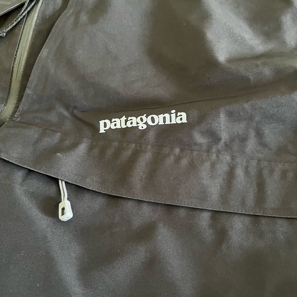 Men’s Patagonia Ski Pants
